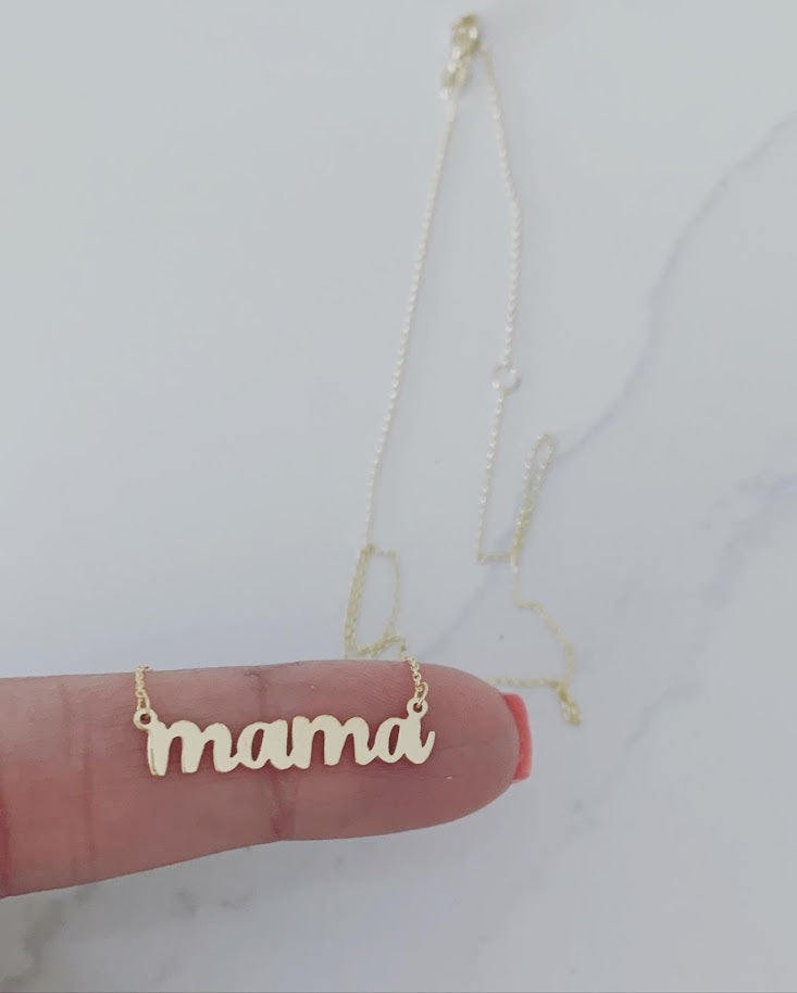 Personalized Mom necklace in 14K Gold | Handcrafted Necklace for mom | Mama Necklace